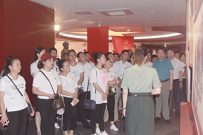  2019年6月30日，公司在皖西烈士陵園和大別山歷史紀(jì)念館隆重開(kāi)展紀(jì)念建黨98周年節(jié)日活動(dòng)（二）