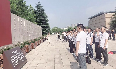 2019年7月4日，公司組織黨員和工作者前往浙江嘉興南湖中共一大舊址參觀（二）