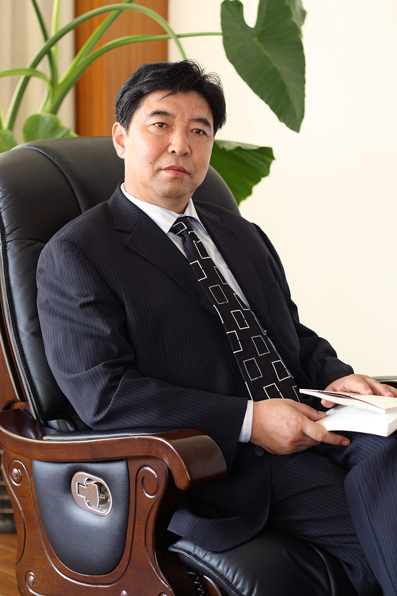 星星集團(tuán)黨委書記、董事長-管傳玉