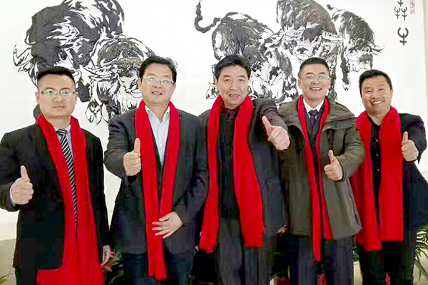 集團高管團隊,一起前往北京股權交易中心，參加安徽星星服裝公司新三板掛牌儀式。