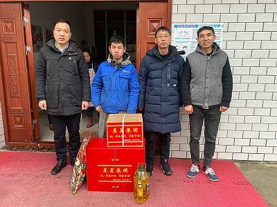 走訪慰問(wèn)-2
